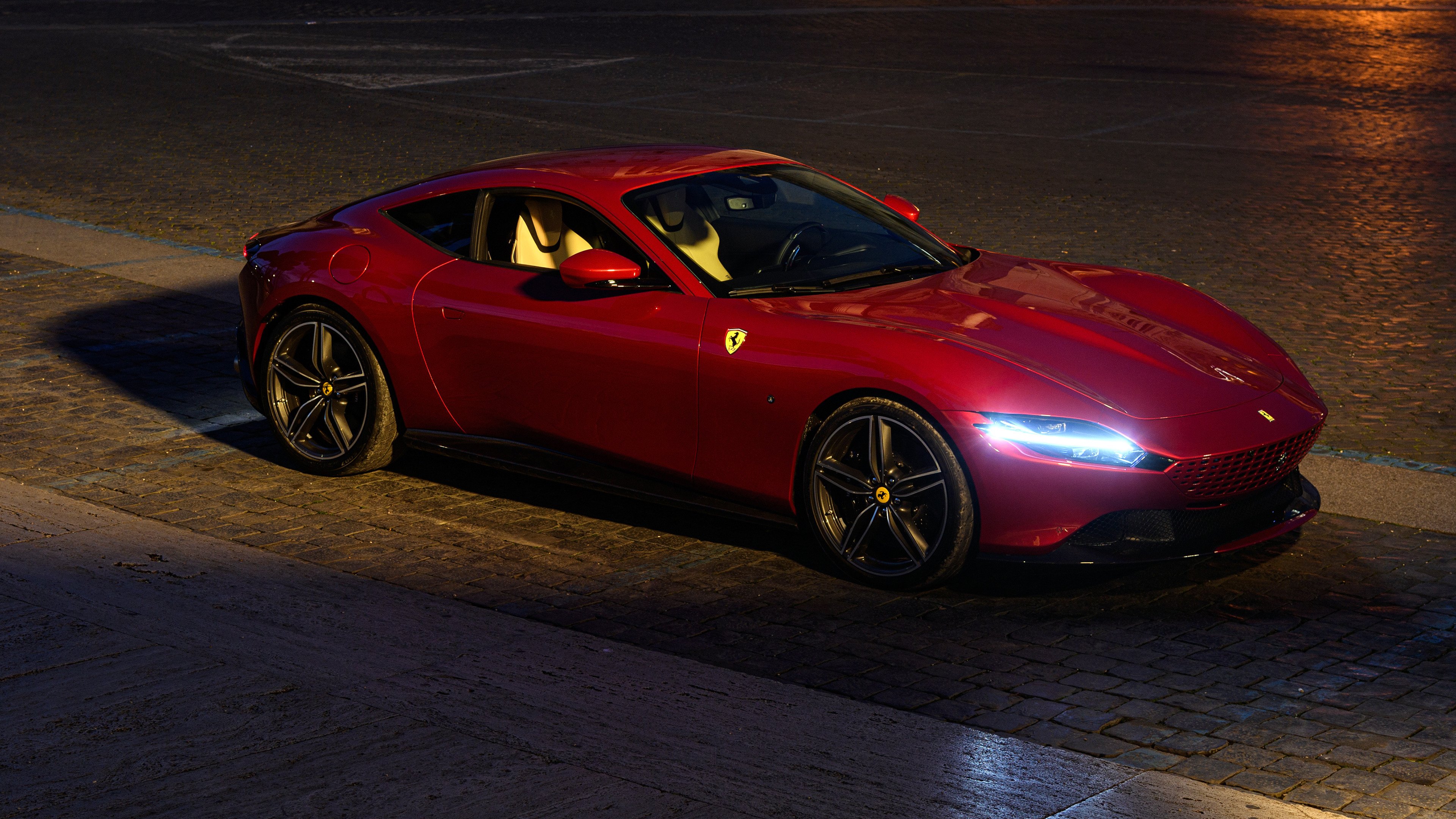 开云kaiyun-蝶泳冲刺突尼斯女队展现速度，蝶泳女神